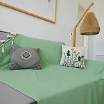 Apartment Youga Nest Vivlos