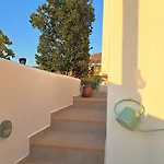 Apartment Youga Nest Vivlos